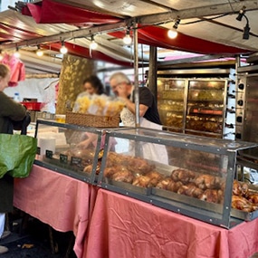 日曜日のローストチキン｜上野万梨子さんのフランスレポート