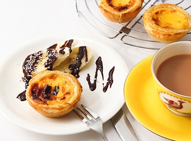 ベリーのジャムを添えて