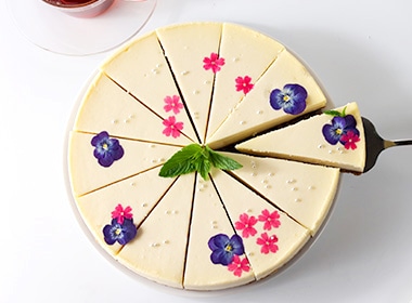 エディブルフラワーで華やかに