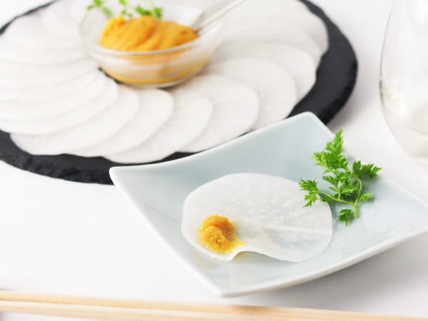 手軽に定番のからすみ大根で日本酒、ワインのお供に